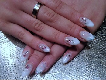 オーロラ(AurorA)/白グラデーション×きらきら