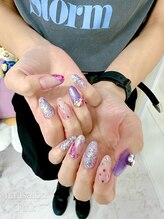 パープルビジューネイル