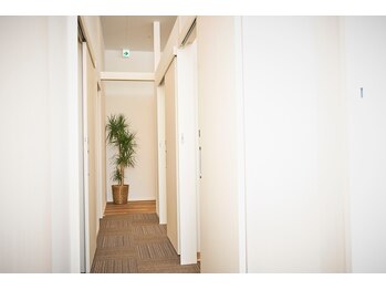 若松整体院若林区院/店内通路