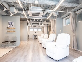 エイト 横浜店(eight)/店内