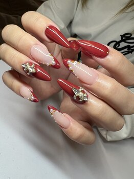 ネイルスタジオアイシャ 八戸新井田店(Aisha)の写真/平成ギャルの時代から"20年間"スカルプを作り続けています★経験豊富&高技術スタッフ在籍。理想の手元に！