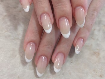 モアアトレ(Moreattrait)の写真/《JNA認定ネイリストによる美フォルム施術》あなたの理想のネイルを叶えます◎モチの良さが大人気♪