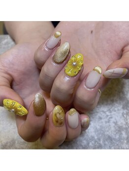 ひまわりネイル