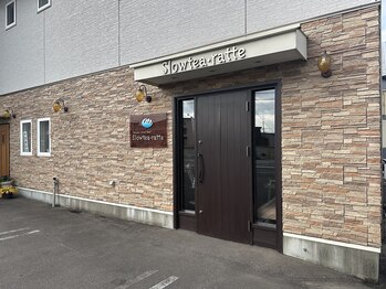 スローティラテ 中道店/中道店外観