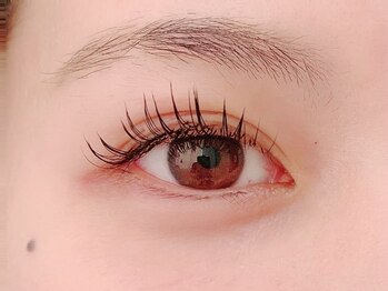 ラ フルール(La fleur)の写真/【ぱっちり＆自然な立ち上がり】エクステ/まつげパーマ×自まつ毛ケアで印象的な目元に！