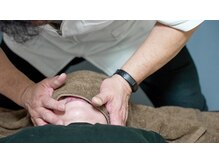 輝来(kirai)/施術　小顔強制　顔歪み調整