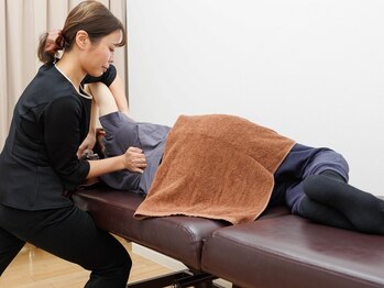 リセラ(Re:seraph)の写真/ぐ～っと痛気持ちいい整体で疲れをスッキリ解消！姿勢改善で骨格や筋肉を正しい位置に戻し疲れにくい体に◎