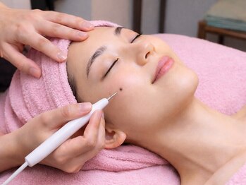 ココリラ(cocorira)の写真/【陶器のような美肌へ】シミ・シワ・イボが気になる方◆今だけ限定！プラズマ集中ケアがお得に受けられる♪