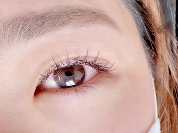 エミフィ(Emiphi)/