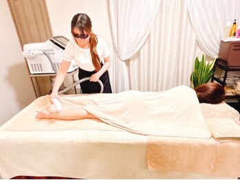 エルミオーレ(ELMIOLE)の写真/【スタッフ全員認定脱毛士☆】口コミ最上位Salonで脱毛デビュー♪脱毛が初めての方もご来店多数！