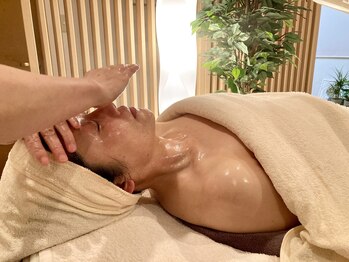 ノーブル シャット Noble Chate/5.フェイシャルマッサージ