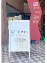 ルミア(LUMIA)/こちらの看板が目印です