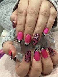ド派手ネイル