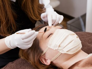 ラルーチェ(La Luce)/★ミラノスタイルブロウリフト★