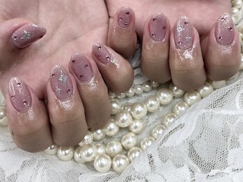 ハニービービー(Honey Bee Bee)/キラキラピンクネイル