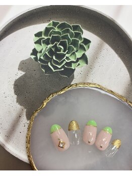 ネイル バズ(NAIL BUZZ)/初回ソフトジェルオフ込6800円