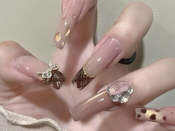 ミュウミュウ(miumiu)/冬限定ネイル特集