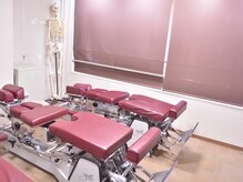 西荻窪北口カイロプラクティック整体院/トムソンテーブル