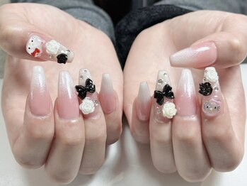 ジュリネイルスタジオ(Julli Nail Studio)/キラキラ、グラデーション