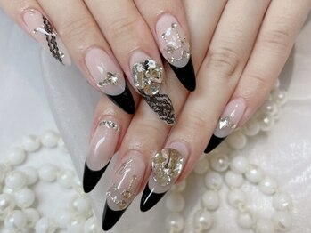 ラビィ(Raviy)/フレンチネイル