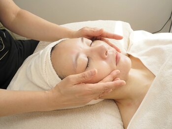 アンジェーム(angeame)/お顔のリンパマッサージ♪