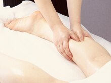 プルトワ(Pour Toi)/アロマオイルリンパマッサージ