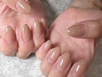 Tiaraの写真/【シンプルワンカラー~華やか大人女子ネイルまで♪】オフィスでも日常でも、洗練された上質な手先へ*