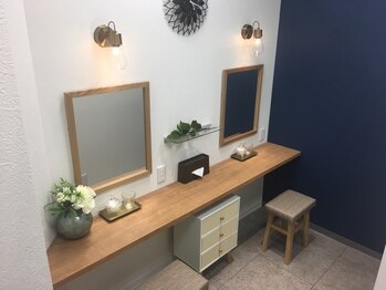 アイラッシュサロン ブラン Lty草津店(Eyelash Salon Blanc)/【店内　ドレッサー】