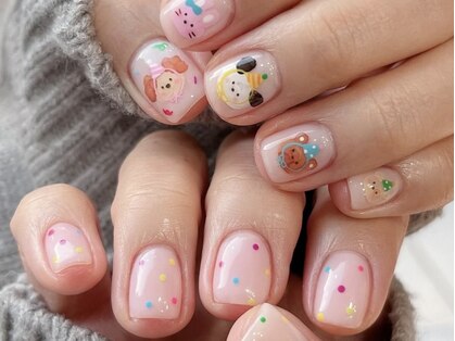 ブラソンネイル(Blossom nail)の写真