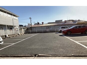 ルート(root.)/4・6・14番が当店の駐車場です!