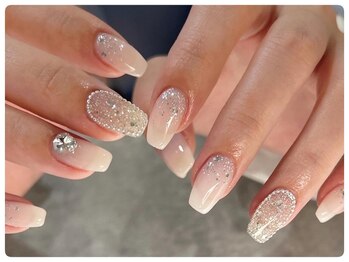 ノウェム(novem)/ラメネイル　ホワイトネイル