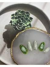 ネイル バズ(NAIL BUZZ)/初回ソフトジェルオフ込9800円