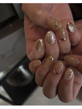 UnLLURE 香椎店【パラジェル/ フィルイン/ニュアンス/自爪育成】の写真/《香椎》確かな技術×寄り添った提案力で指先からトキメキを◎シックな大人一癖シンプルが人気