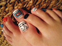 アロアロネイル(aloalo nail)/お洒落♪手描き柄アート☆彡