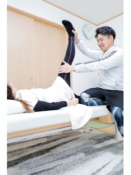 ミライボディ リク(RIKU)/姿勢の歪みはストレッチで解消!