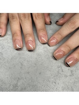 フレイズラピス(FRASE Lapis)/ラメグラ×先端フレンチライン