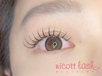 ニコット 大阪駅前第2ビル店(nicott lash)の写真/【シルク100本¥2980/フラットラッシュ100本¥5180】毛質・カール・長さ・太さの種類が豊富◎すべてオフ込み!