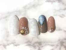 ネージュ バイ リアンジュ 辻堂(Neige by Reange)/天然石アート×ホロ埋め込み