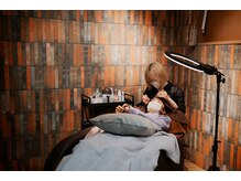 貴女だけの特別な個室salon。広々とした個室でゆっくりと。