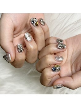 マイオティック ネイル(miotic nail)/シルバー尽くしネイル
