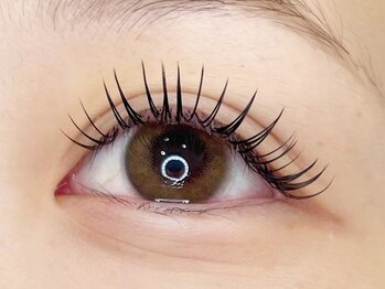 ビューティーアイ 北野田店(Beauty Eye by Lily)の写真/まつ毛に負担が少ないこだわりの商材を使用!!自然に、パッチリ魅せるフラットラッシュ☆韓国風束感も◎