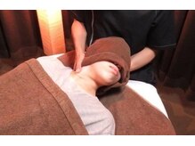 康楽/頭と首のマッサージ