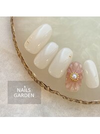 ぷっくりフラワーネイル