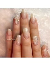 リッシュ ドゥ(RICHE deux)/うるうるスノーホワイトネイル♪