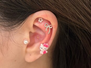 ミディ(MIDI)/《耳ツボジュエリー》