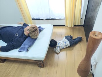 カイロプラクティックセンター らくだ整体院 二戸店/施術スペースはこちら