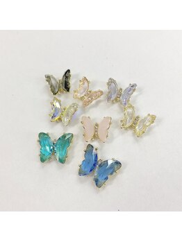 ルーミー アンド コー(Roomy&co.)/蝶々パーツ1点¥400