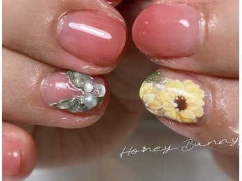ハニーバニー(HoneyBunny)/ひまわりと人魚のしっぽ夏ネイル