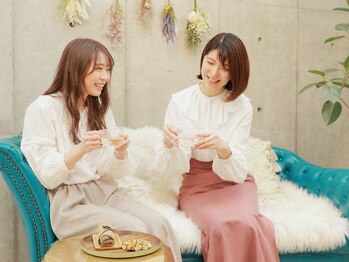 デミコリラックス(DemiCo-Relax)の写真/大笑い・お話大歓迎!ハマム&ボディを2人で同時に楽しめる★待望ペア★セラピスト2名対応コースは曜日限定