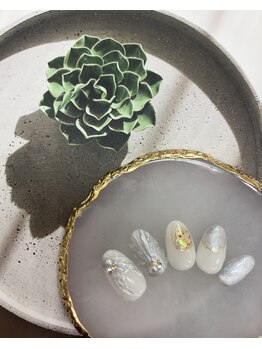 ネイル バズ(NAIL BUZZ)/初回ソフトジェルオフ込15000円